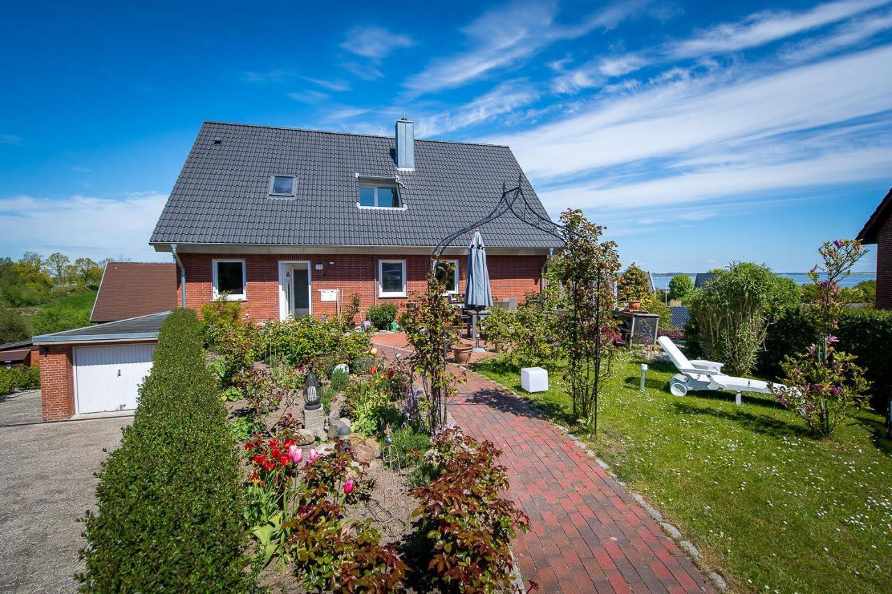 Ferienwohnung Viola Gluecksburg Ngoại thất bức ảnh